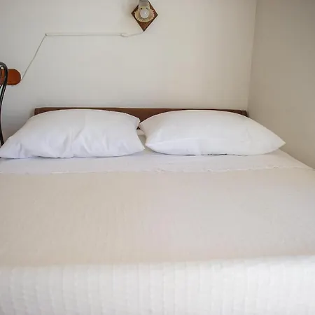 Guest house Skarpa 1601
