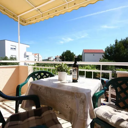 Skarpa 1601 Affittacamere Rogoznica (Sibenik-Knin)