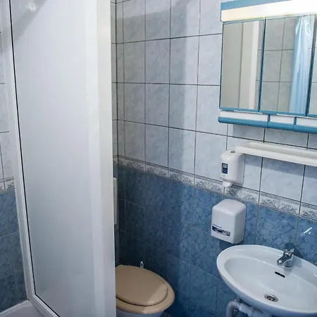 Skarpa 1601 Konukevi Rogoznica (Sibenik-Knin)