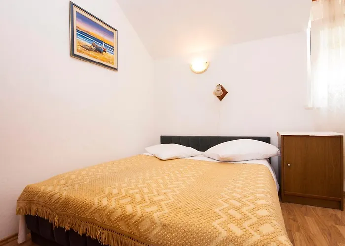 Skarpa 1601 Rogoznica (Sibenik-Knin)