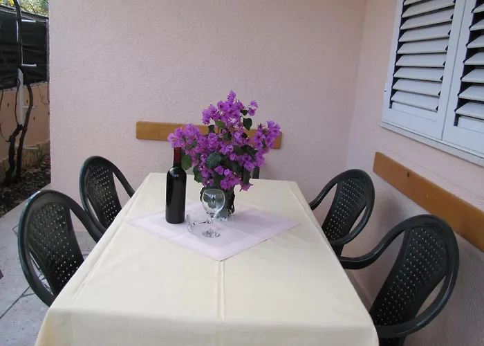 Guest house Skarpa 1601